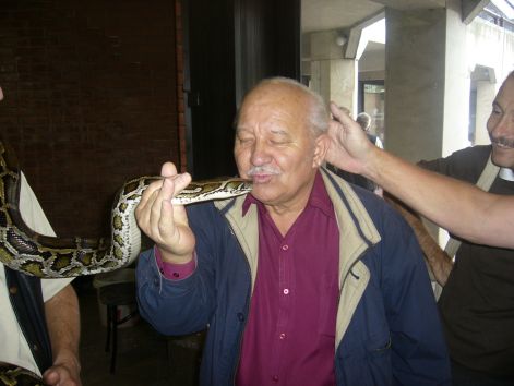 hat_igen_amikor_a_madarasz_elcsabul.jpg hat_igen_amikor_a_madarasz_elcsabul.jpg